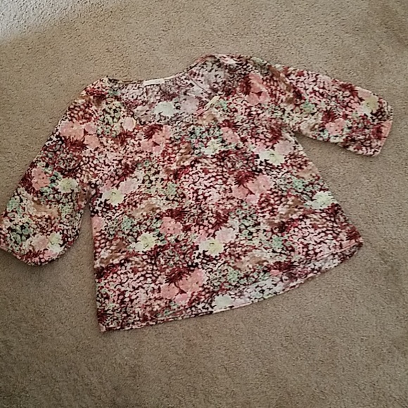 Lush High/low multicolor top - Picture 2 of 5